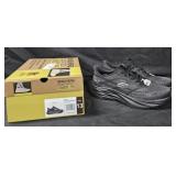 Men's size 13 Skechers Swift Fit shoes