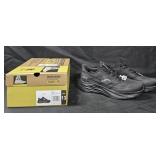 Men's size 13 Skechers Swift Fit shoes
