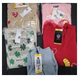 Women's size Medium sweaters. New w/ tags