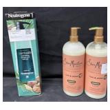 40fl.oz. Bottle of Neutrogena Rainbath Shower &