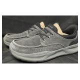 Menï¿½s Skechers Canvas Swift-Fit shoes, size 13