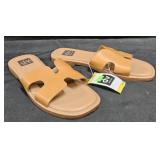 Women's size 8 Dolce Vita sandals