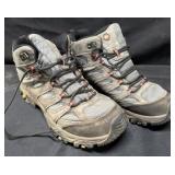 Merrell Menï¿½s Size 11 Outdoor Boots