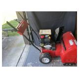 Like new Huskee 24' 2-stage snow thrower, 208cc