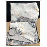 Soft Plush Marble Pattern Throw Blanket