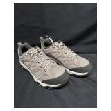 Merrell Womenï¿½s Size 9.5 MOAB 3 Shoes