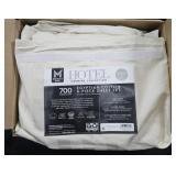Queen size 6 piece sheet set
