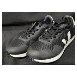 Veja Ladies Size 7 Mesh Sneakers
