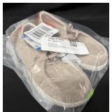 Eddie Bauer Size 2 Canvas Shoes