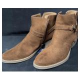 White Mountain Women's Size 8.5 Ankle Boots