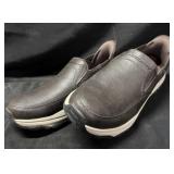 Skechers Swift Fit Izaiah Men's Size 10.5 Shoes