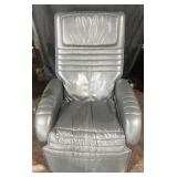 HWE reclining massage chair with 2 massage