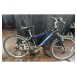 Boys Trek FX bicycle, 20ï¿½ rims
