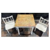 Childï¿½s play table and pair of chairs, 24ï¿½ x 24ï¿½