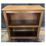 Wooden bookcase, 31ï¿½ x 14ï¿½ x 36ï¿½ high