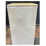 Danby Designer mini fridge and freezer, turns on
