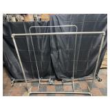 2 metal clothing racks, 60ï¿½-63ï¿½ high