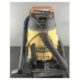 Rigid Professional 16 gallon shop vac, turns on
