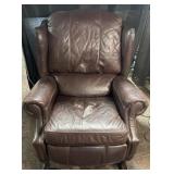 Lay-Z-Boy leather recliner, 35ï¿½ x 36ï¿½ x 42ï¿½ high