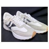 Steve Madden Ladies Size 9 Sneakers