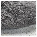 Gray Shag Rug w Non-Slip Backing