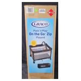 Graco Pack n Play On the Go Zip Playard