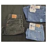 Women's size 30 Levi's denim shorts and size 10