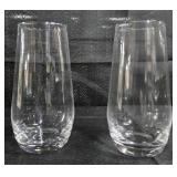 2 drinking glasses