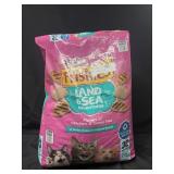 Purina friskies cat food 32 pounds