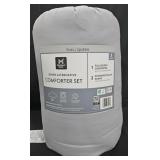 Full/Queen down alternative comforter set