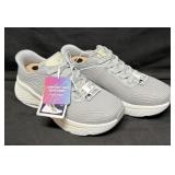 Skechers Swift Fit Ladies Size 7 Sneakers