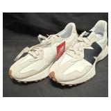 New Balance Womenï¿½s Size 7 Lifestyle Sneakers