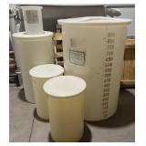 5 cylindrical plastic storage tanks, 16ï¿½-58ï¿½ high