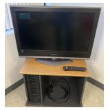 31ï¿½ Panasonic TV with stand and remote