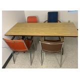 6ï¿½ folding table and 4 chairs