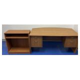 Office desk and bookcase, desk: 60ï¿½ x 29ï¿½ x 29ï¿½