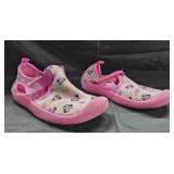 Used Girl's size 11/12 Minnie Mouse water shoes