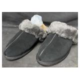 UGG Women's Size 9 Scuffette II Slippers