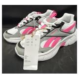 Reebok Size 2K Sneakers