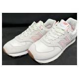 New Balance Womenï¿½s Size 8.5 Classics Sneakers