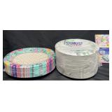 50 premium oval paper plates, 125 Dixie Ultra