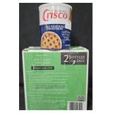 Whit3 distilled Vinegar 2 gallons. Crisco