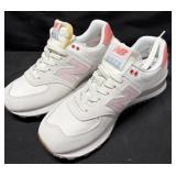 New Balance Womenï¿½s Size 8.5 Classics Sneakers
