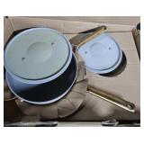 Non-stick Ceramic 11 piece Cookware Set. Not