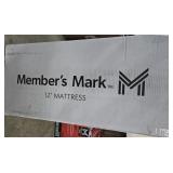 Hotel Collection Queen size 12' Mattress