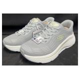 Ladies Skechers Swift-Fit sneakers, size 6