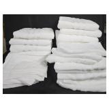 Large lot of Towels. Approximately 12 bath towels