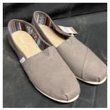 TOMS Womenï¿½s Size 8 Alpargata Shoes