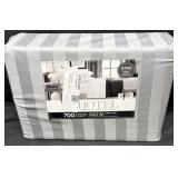 Hotel Premier Collection 700TC Egyptian Cotton