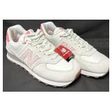 New Balance Womenï¿½s Size 7.5 Classics Sneakers